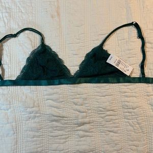 Never worn pine green bralette.